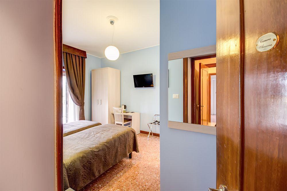 Bed and Breakfast Domus Cornelia Рим Екстер'єр фото